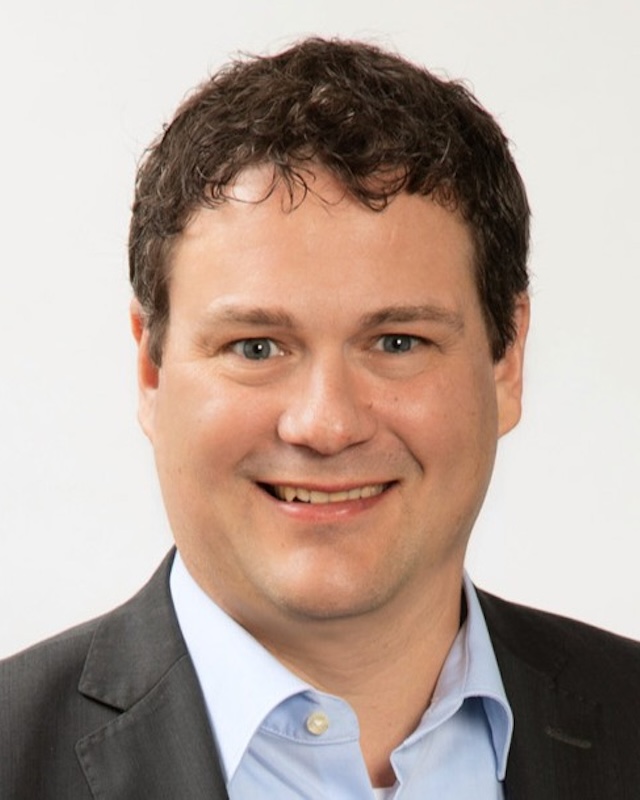 Dr. Stephan Groll
