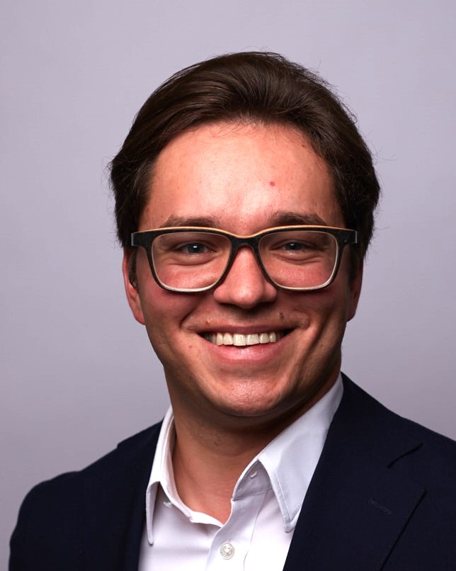 Lukas Lekszton